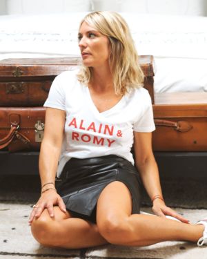 T-Shirt Col V   ALAIN & ROMY  Blanc / Rouge