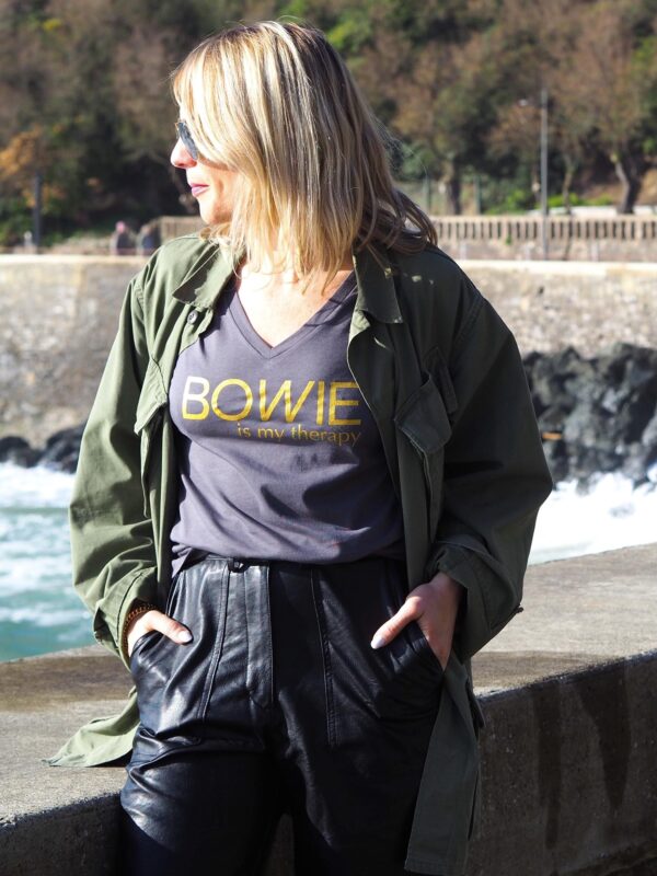 T-Shirt Col V BOWIE is my therapy Anthracite / Gold
