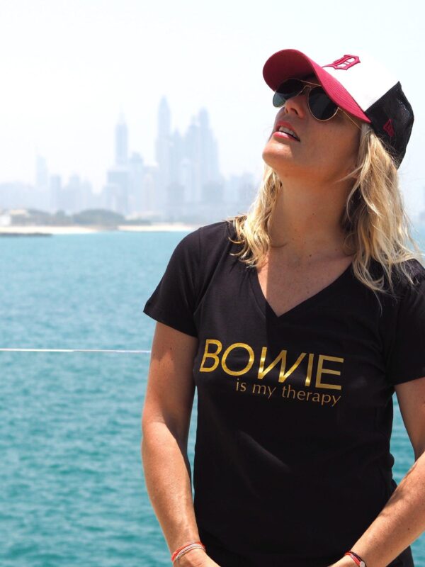 T-Shirt Col V BOWIE is my therapy Black / Gold Glitter