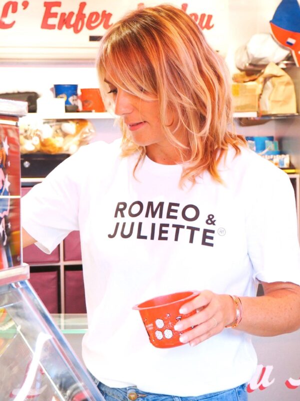 T-Shirt Coupe "Boxy" ROMEO & JULIETTE Blanc / Black