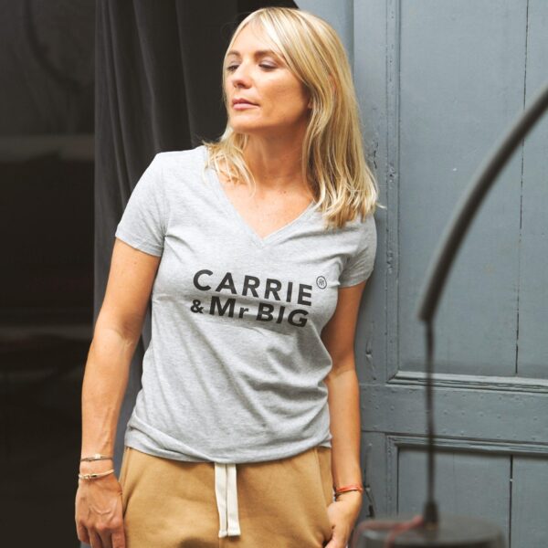 T-Shirt Col V CARRIE & MR.BIG Gris Chiné / Black