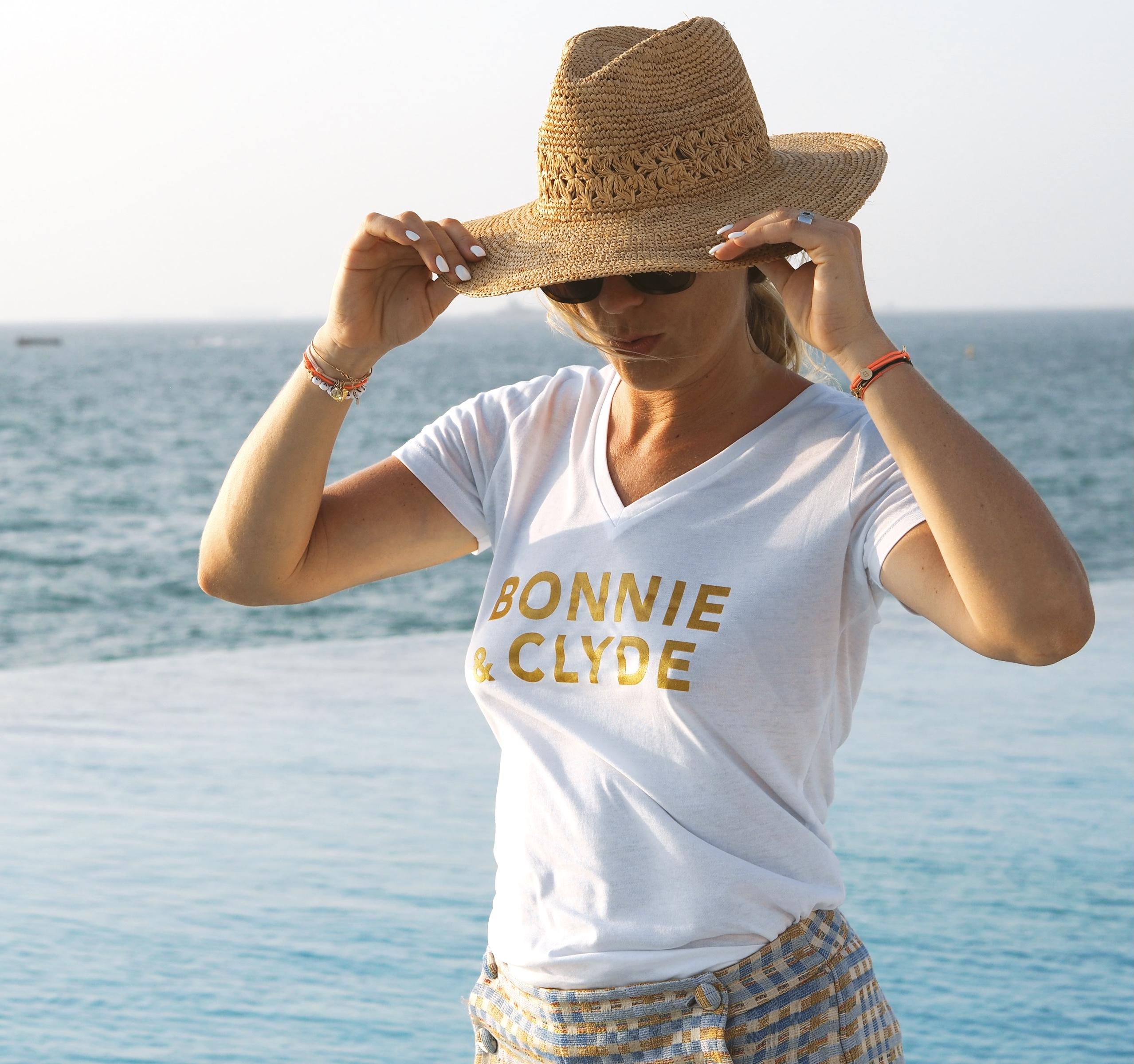 T-Shirt Col V BONNIE & CLYDE White / Gold Glitter