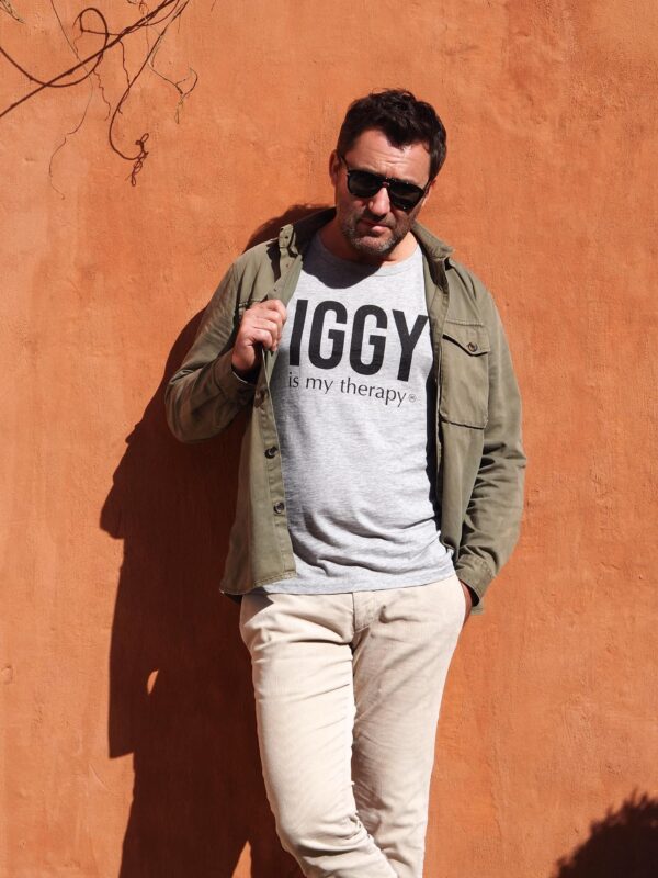 T-Shirt Col ouvert "Flammé" IGGY is my therapy - Gris chiné / Black