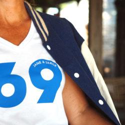 T-Shirt Col V 69 JANE & SERGE  Blanc / Bleu Klein