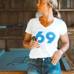 T-Shirt Col V 69 JANE & SERGE  Blanc / Bleu Klein
