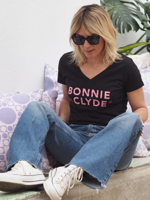 T-Shirt Col V  BONNIE & CLYDE Black / Rose poudré