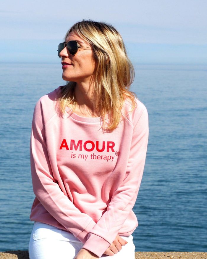 Sweat Loose AMOUR is my therapy  Rose  /  Rouge