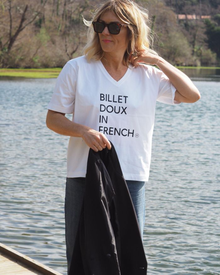 T-Shirt Col V Loose  BILLET DOUX  Blanc / Noir