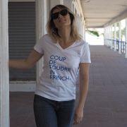T-Shirt Col V  COUP DE FOUDRE   Blanc / Bleu